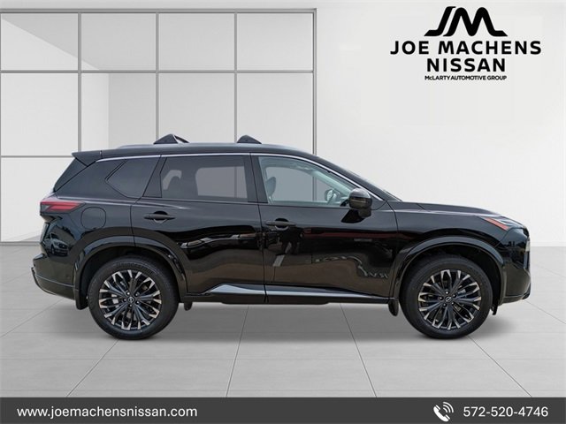 New 2026 Nissan Rogue Platinum image 6