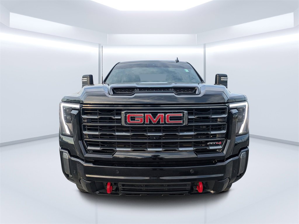 Used 2024 GMC Sierra 2500 AT4 image 8