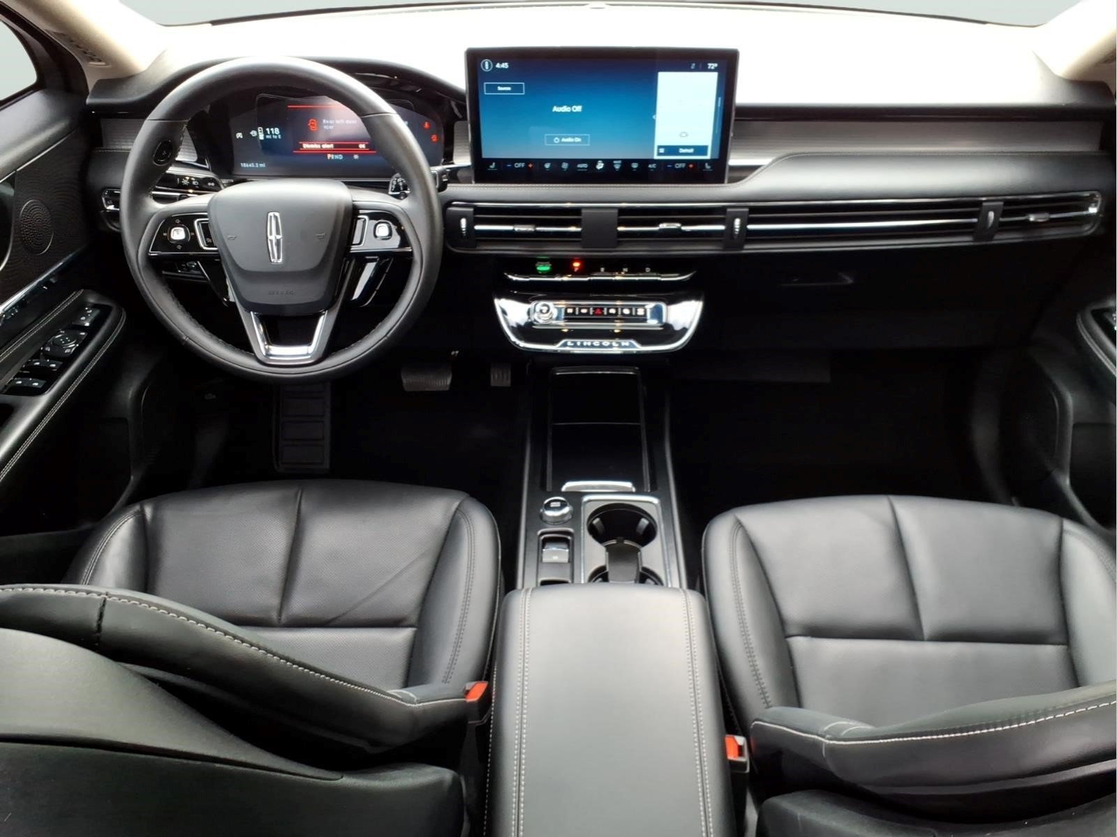 Certified 2025 Lincoln Corsair AWD w/ Equipment Group 101A image 11