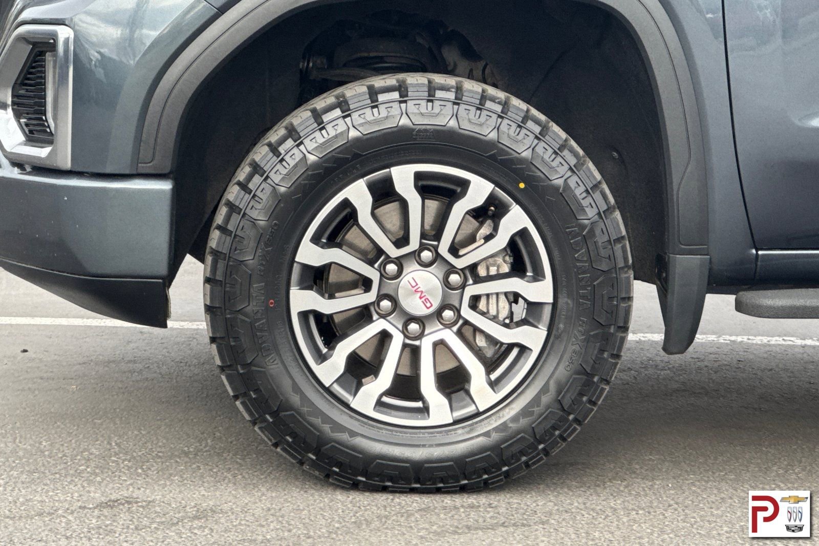 Certified 2022 GMC Sierra 1500 AT4 w/ AT4 Preferred Package image 33