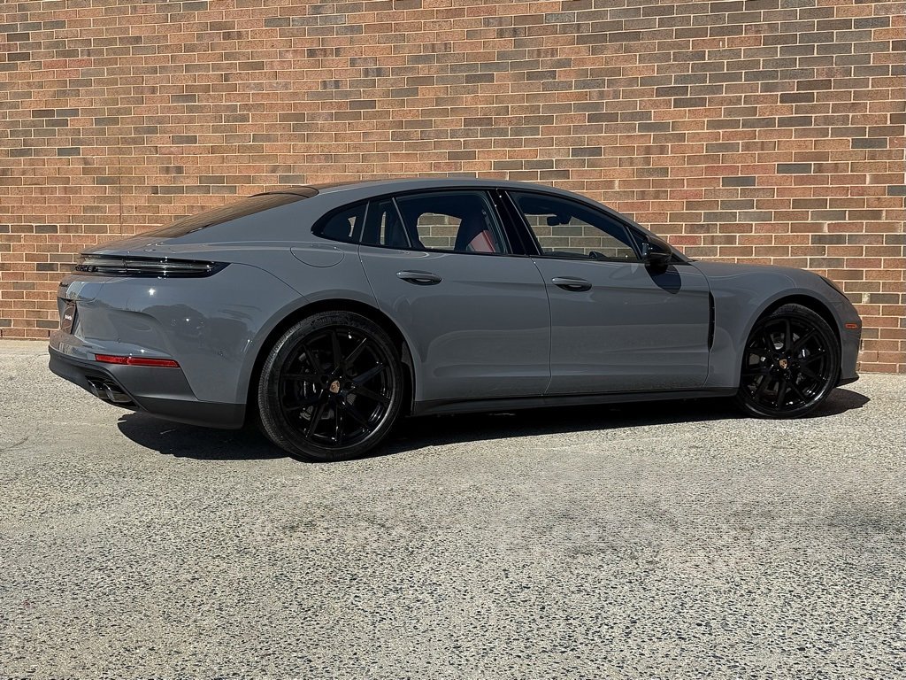 New 2025 Porsche Panamera 4 image 7