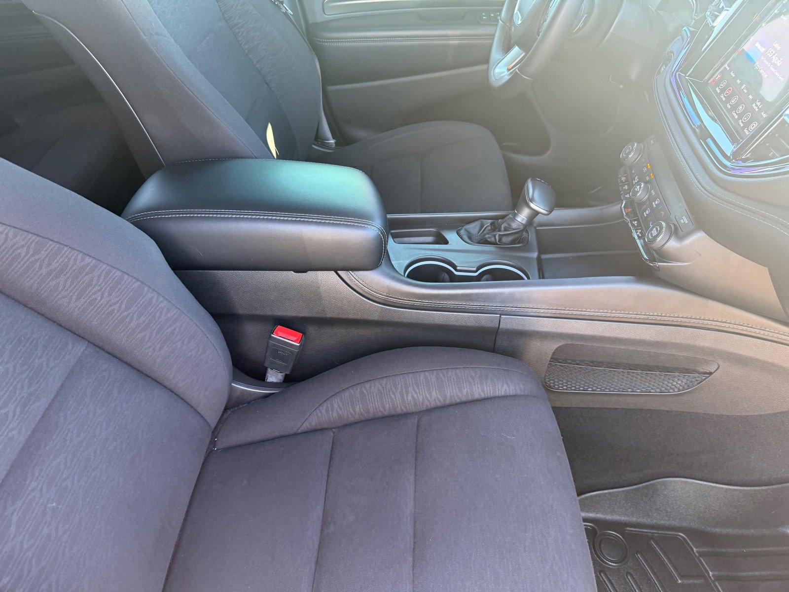 Used 2021 Dodge Durango SXT image 29