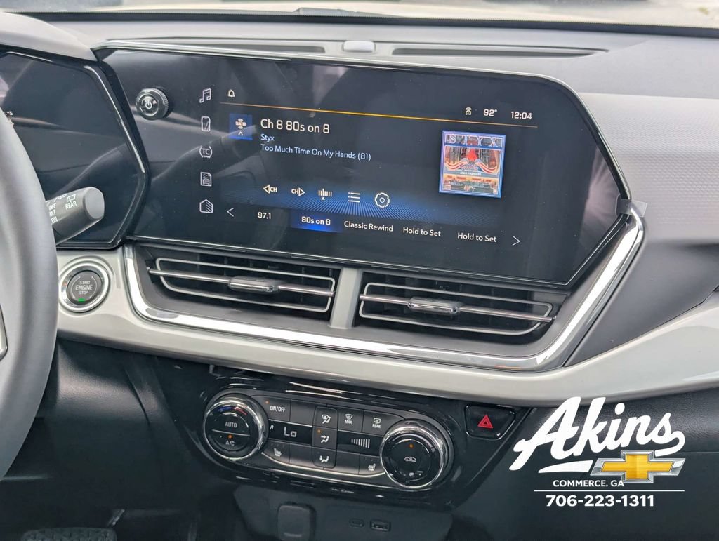 New 2026 Chevrolet Trax LT w/ LT Convenience Package FWD image 18