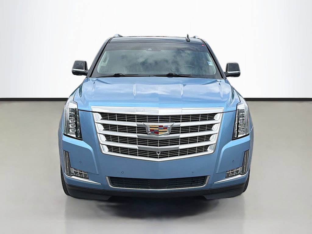 Used 2020 Cadillac Escalade Premium Luxury w/ LPO, Radiant Package RWD image 2