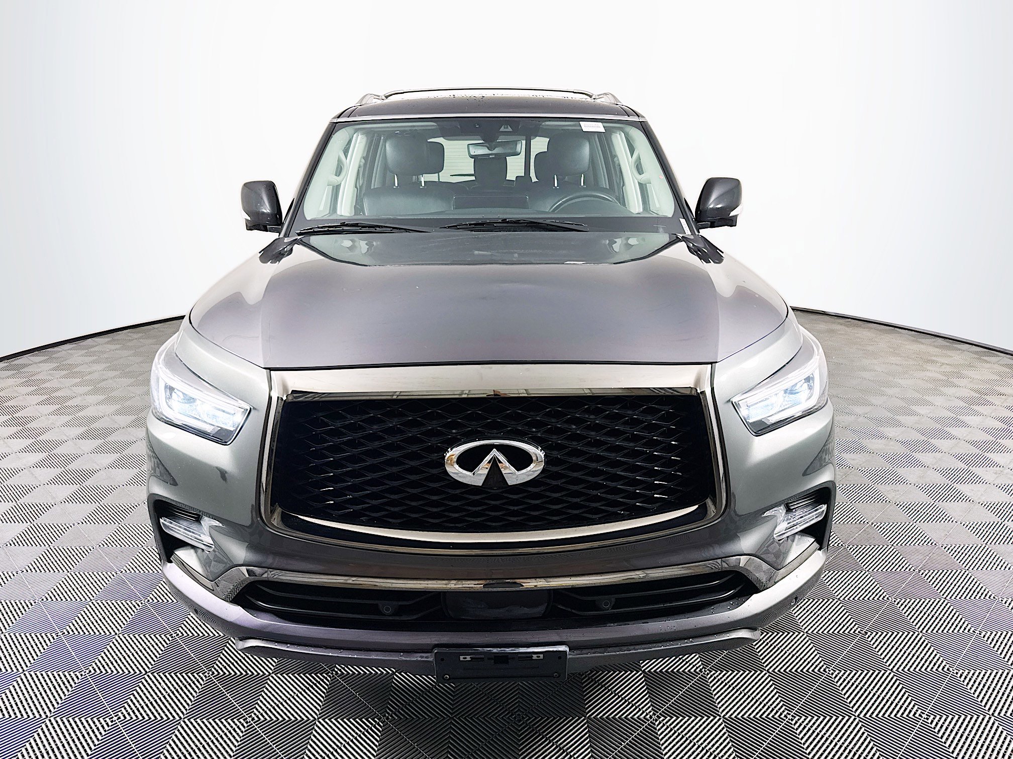 Used 2024 INFINITI QX80 Premium Select w/ Cargo Package AWD/4WD image 2