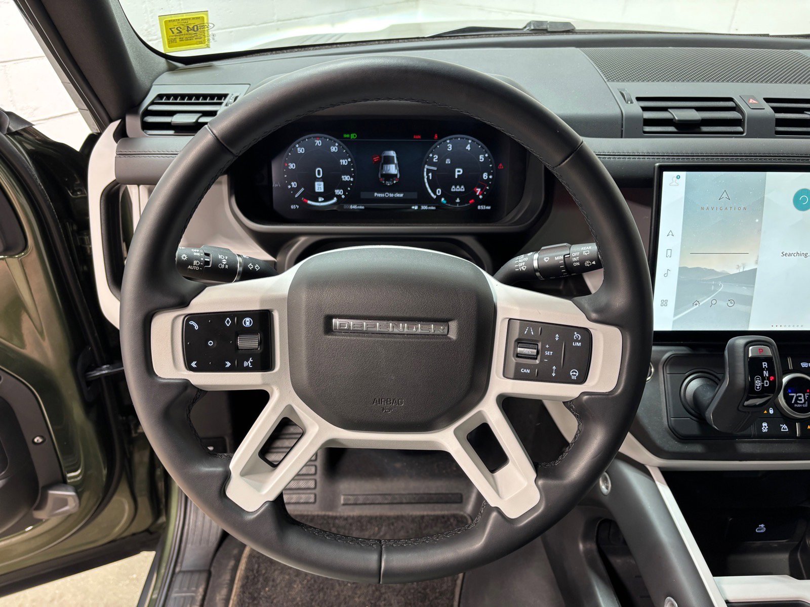 Used 2026 Land Rover Defender 110 X-Dynamic SE AWD/4WD image 19