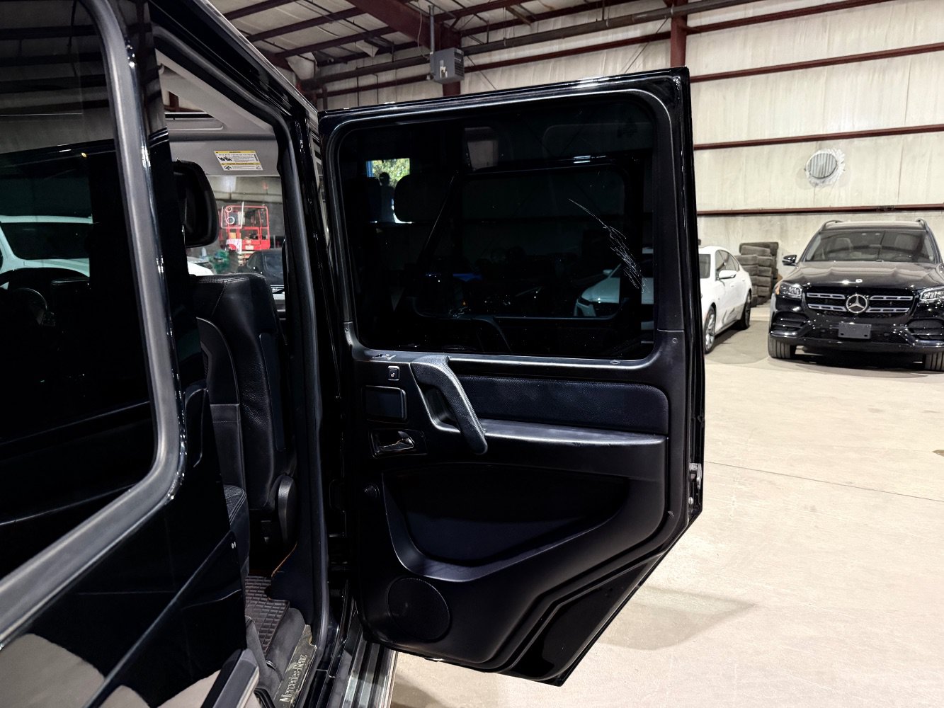 Used 2016 Mercedes-Benz G 550 image 21