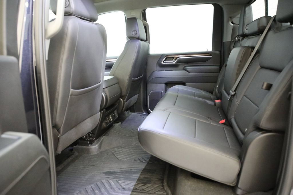 Used 2024 Chevrolet Silverado 2500 LT image 14