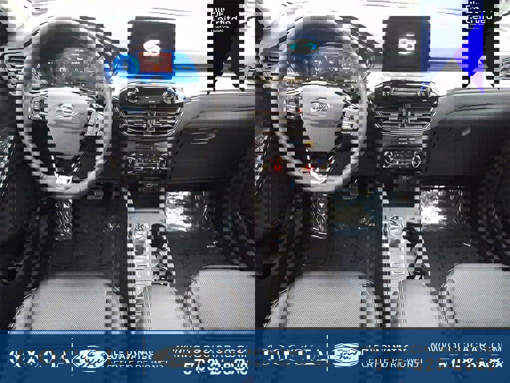 Certified 2022 Ford Escape Titanium image 11
