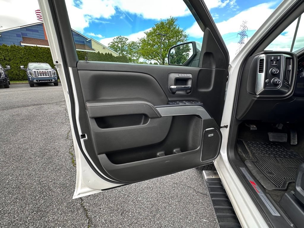Certified 2017 Chevrolet Silverado 1500 LTZ Z71 w/ LTZ Plus Package AWD/4WD image 24