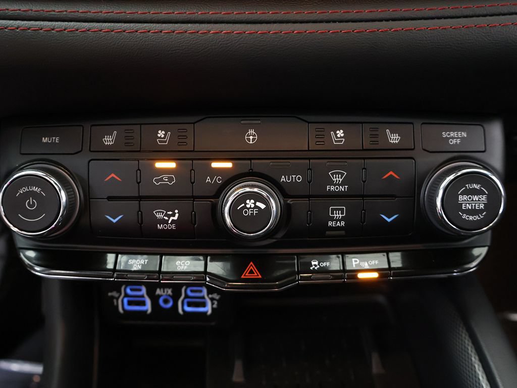 Used 2025 Dodge Durango R/T w/ Blacktop Package AWD/4WD image 58