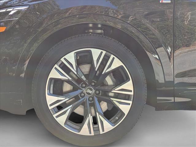 New 2026 Audi Q8 Premium Plus image 10