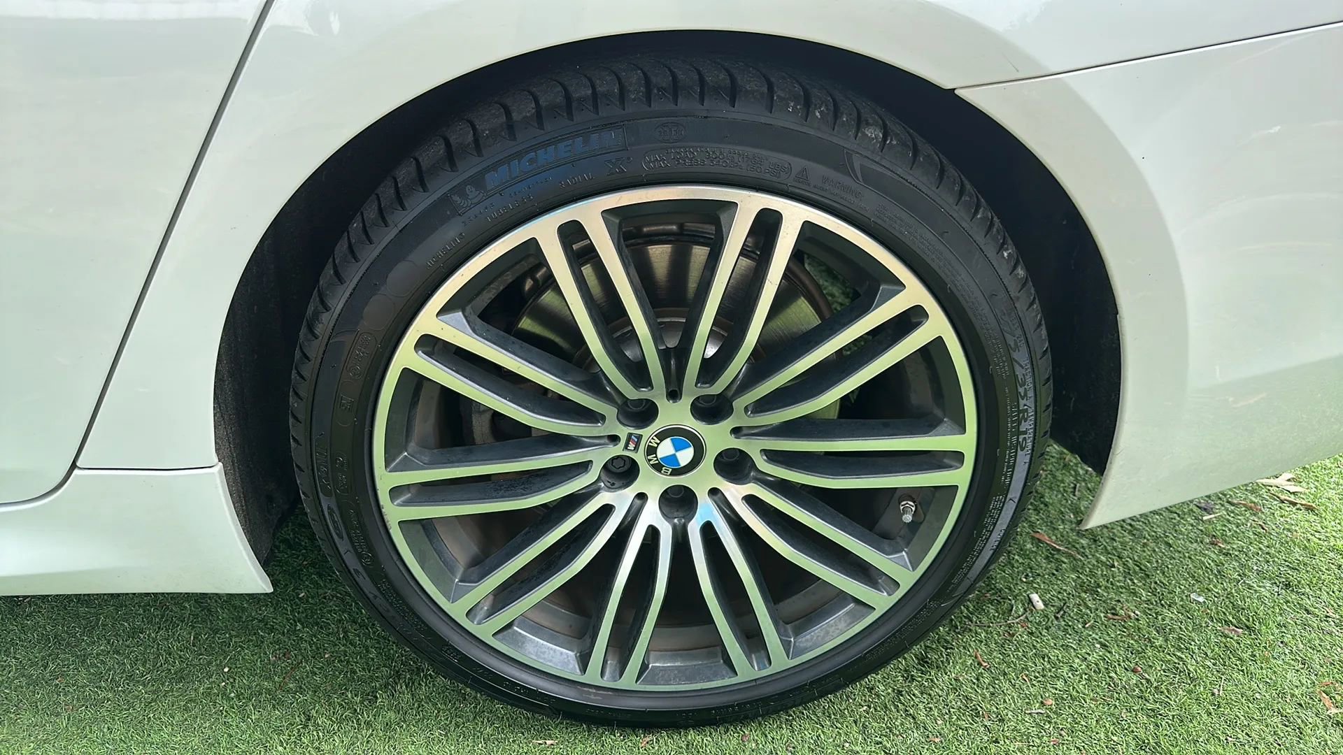 Used 2017 BMW 540i RWD image 48