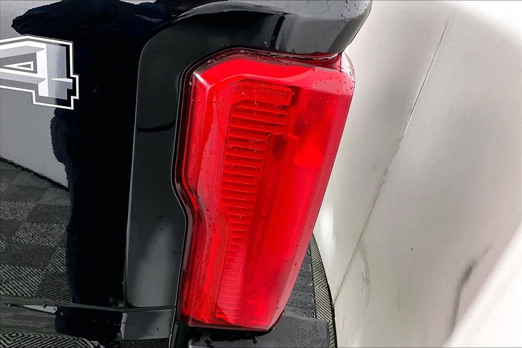 Used 2025 Ford F250 XLT image 29