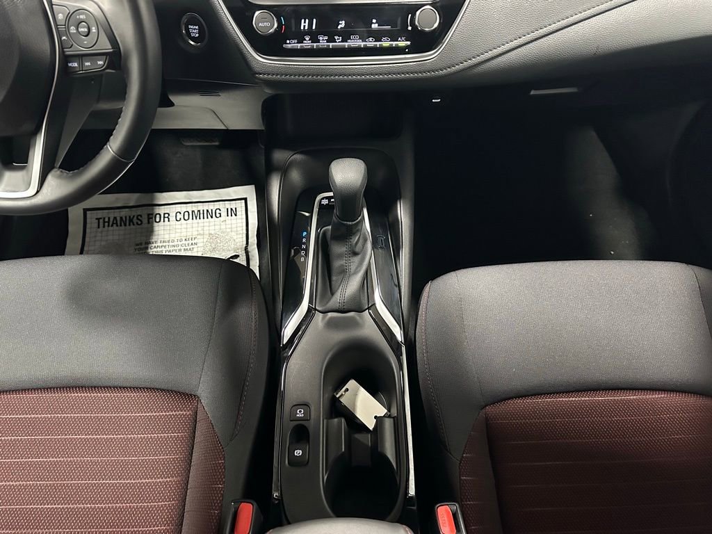 Used 2025 Toyota Corolla SE image 37