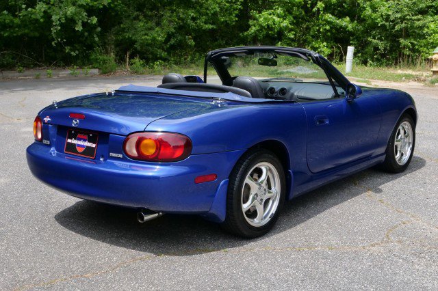 Used 1999 MAZDA MX-5 Miata 10th Anniversary Edition RWD image 47
