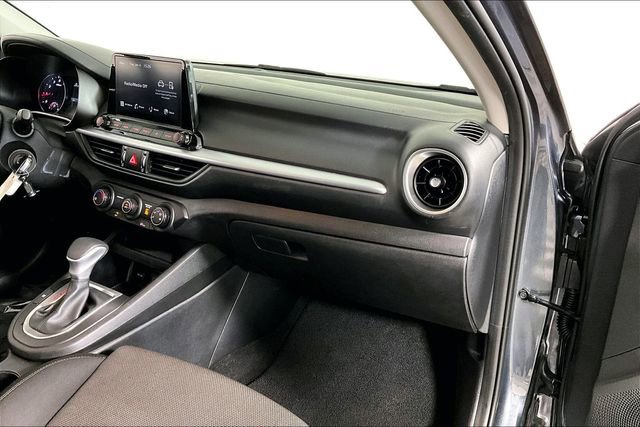 Used 2022 Kia Forte LXS image 16