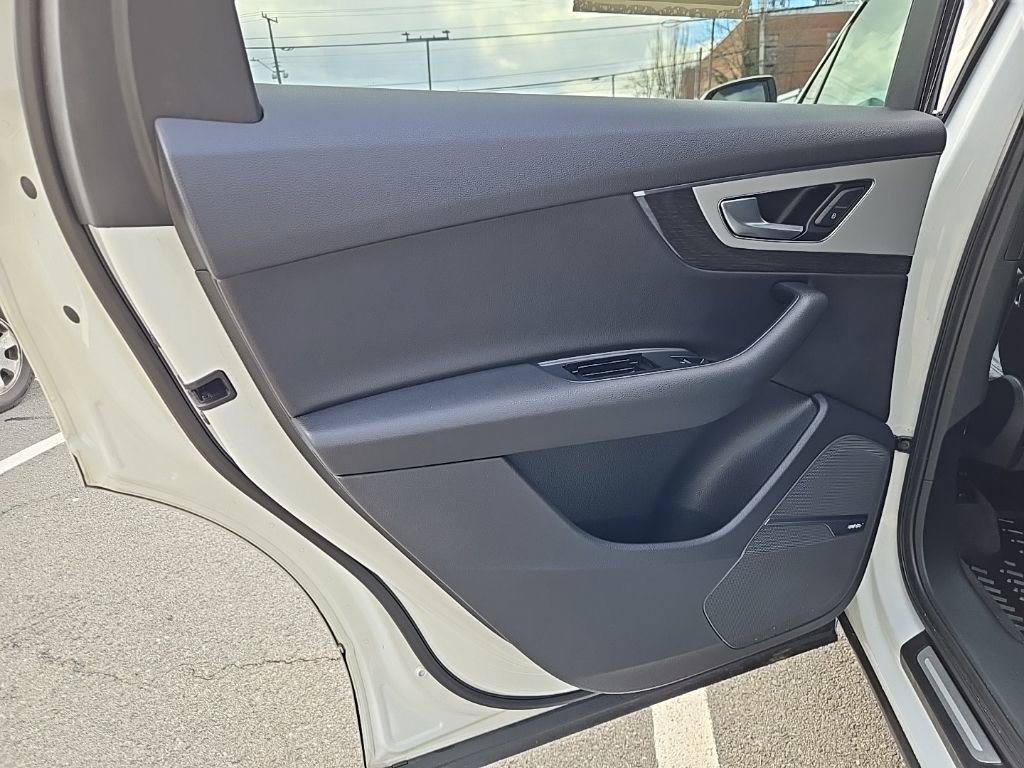 Used 2019 Audi Q7 2.0T Premium Plus w/ Premium Plus Package image 49
