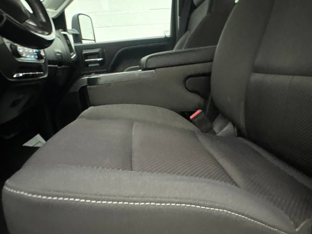 Used 2015 Chevrolet Silverado 2500 LT w/ LT Convenience Package AWD/4WD image 21