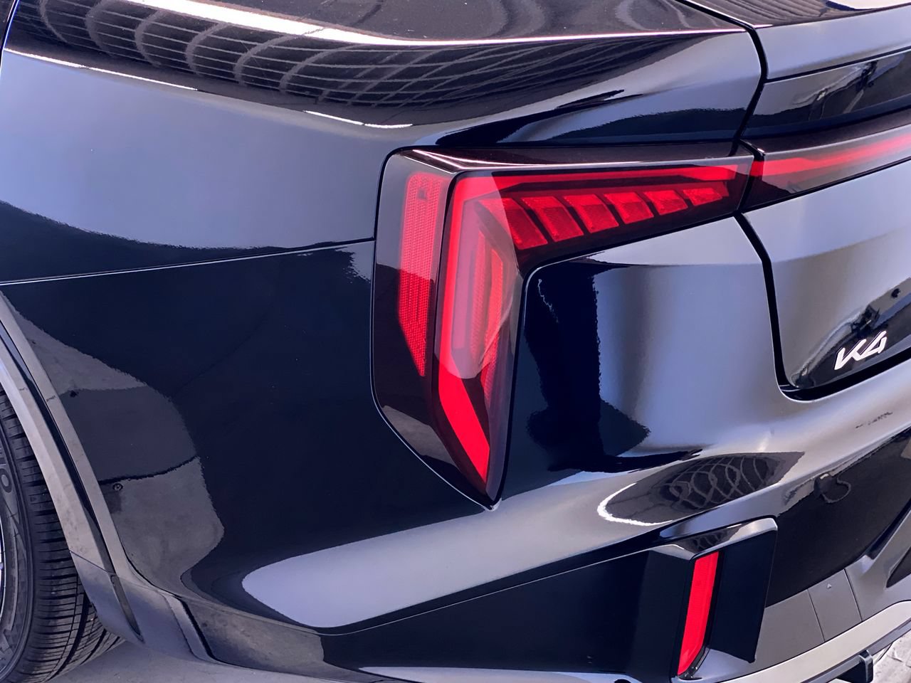 Certified 2026 Kia K4 GT-Line w/ GT-Line Sunroof Package FWD image 9