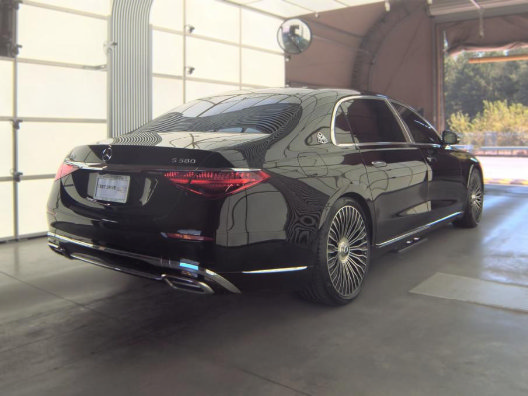Used 2022 Mercedes-Benz Maybach S 580 4MATIC image 2