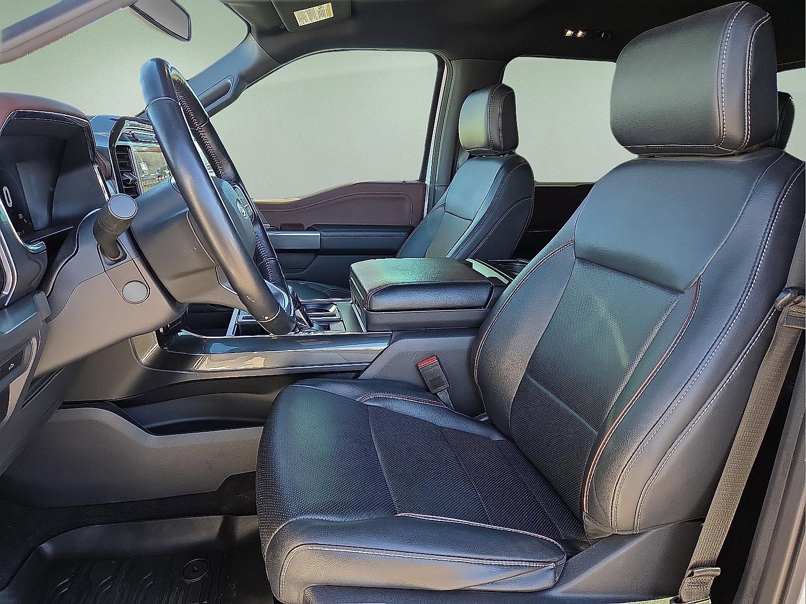 Used 2022 Ford F150 Lariat w/ Equipment Group 502A High image 15