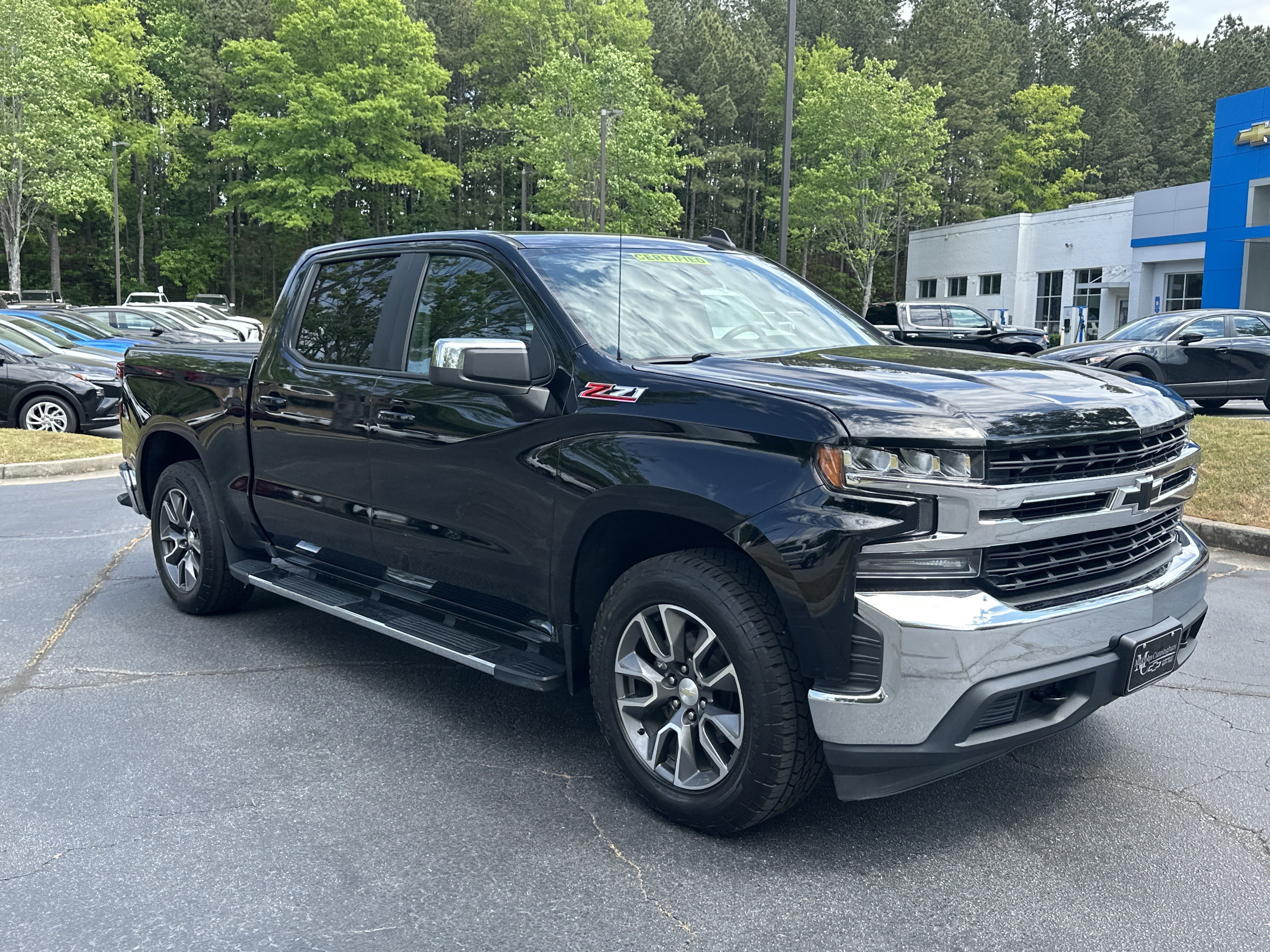 Used 2020 Chevrolet Silverado 1500 LT w/ All-Star Edition AWD/4WD image 3