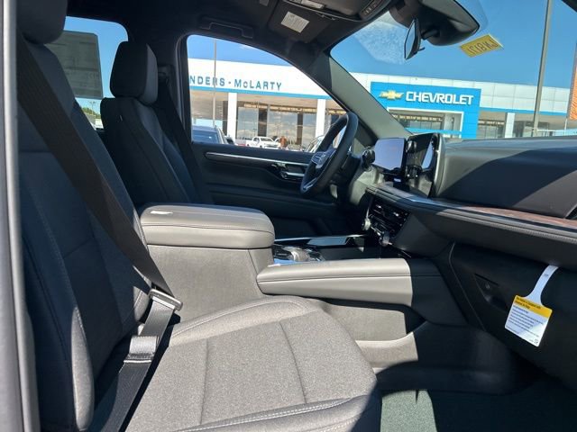 New 2026 Chevrolet Suburban LS w/ Max Trailering Package image 32