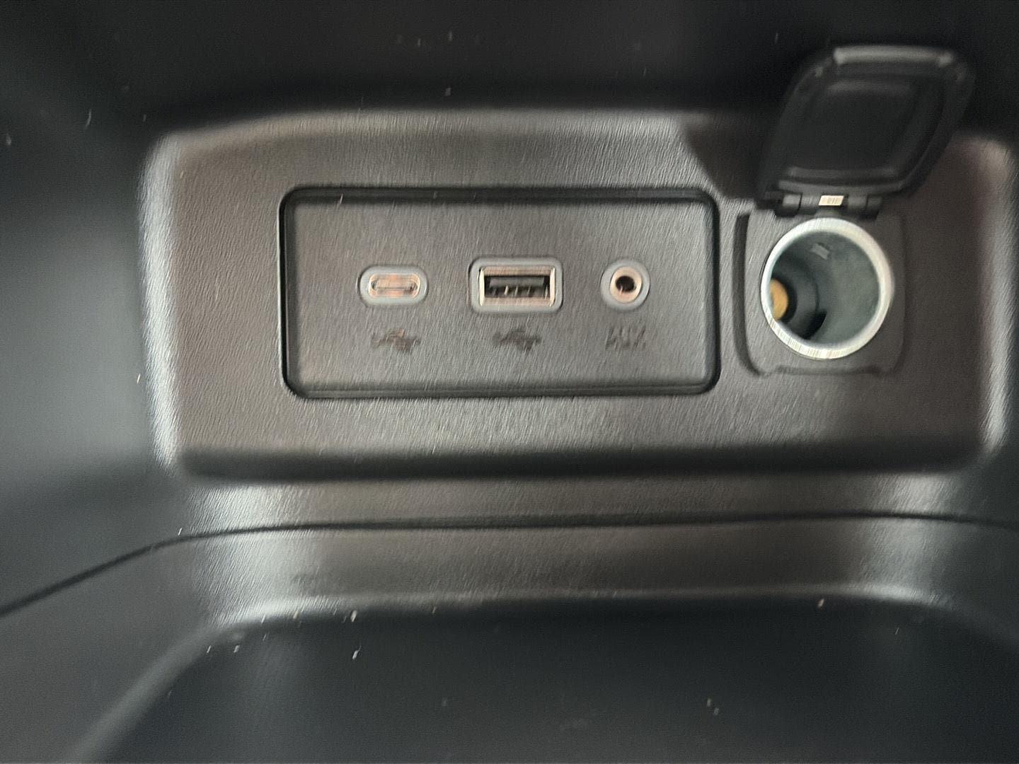 Used 2023 Chevrolet Equinox LS AWD/4WD image 22