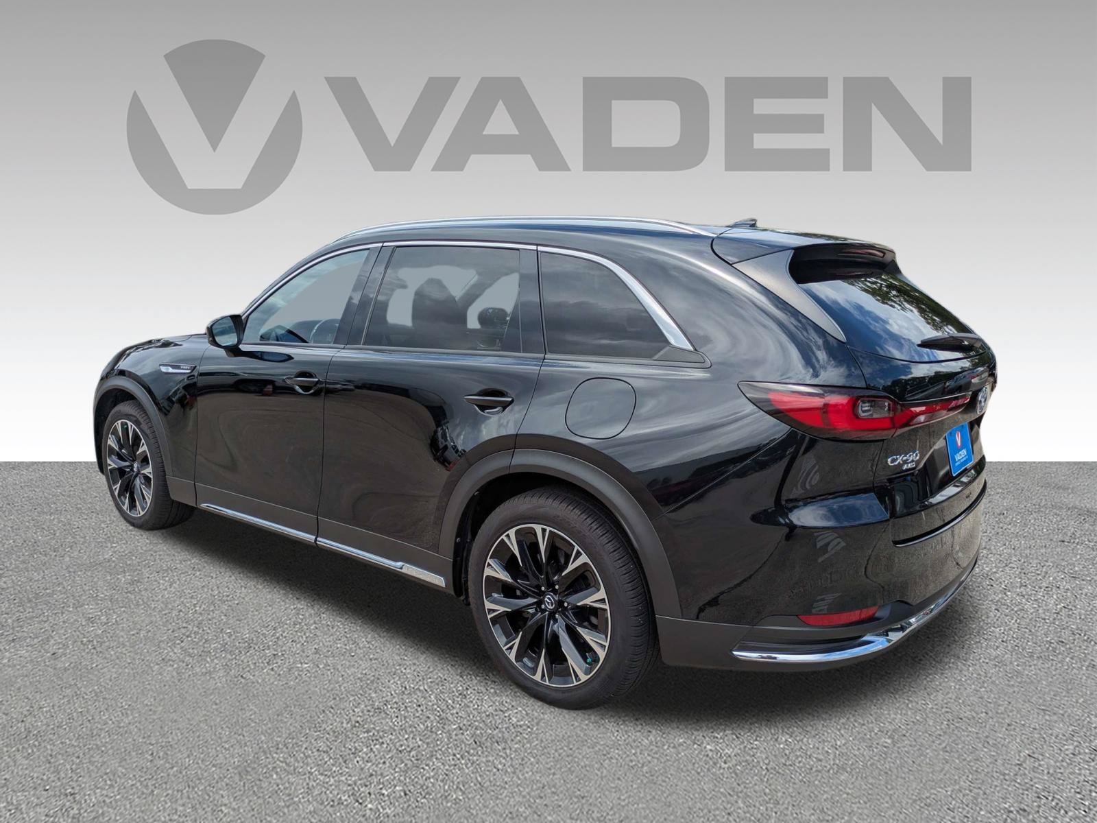 Used 2024 MAZDA CX-90 Plug-In Hybrid w/ Premium Pkg AWD/4WD image 30