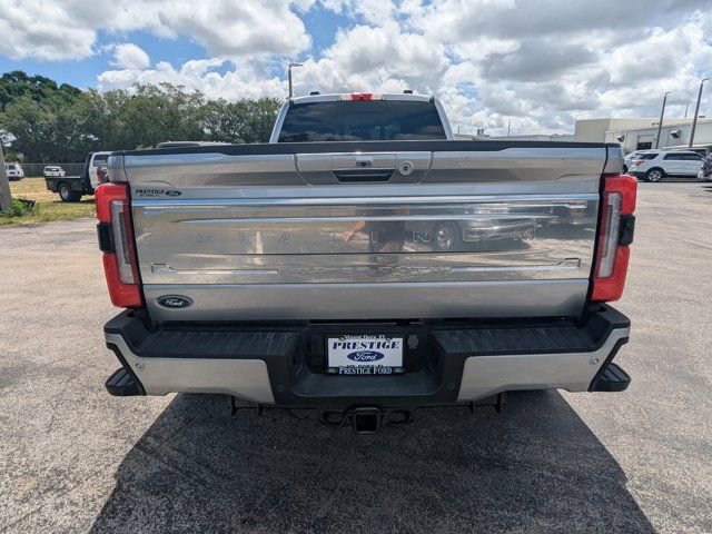 Used 2024 Ford F450 Platinum w/ FX4 Off-Road Package AWD/4WD image 6