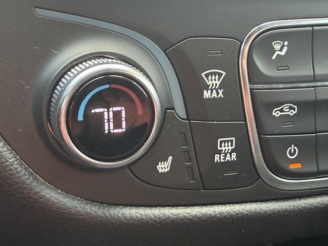 Used 2023 Chevrolet Equinox RS w/ RS Leather Package FWD image 31