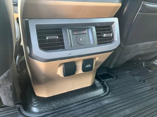 Used 2024 Ford F350 Lariat w/ Chrome Package AWD/4WD image 18