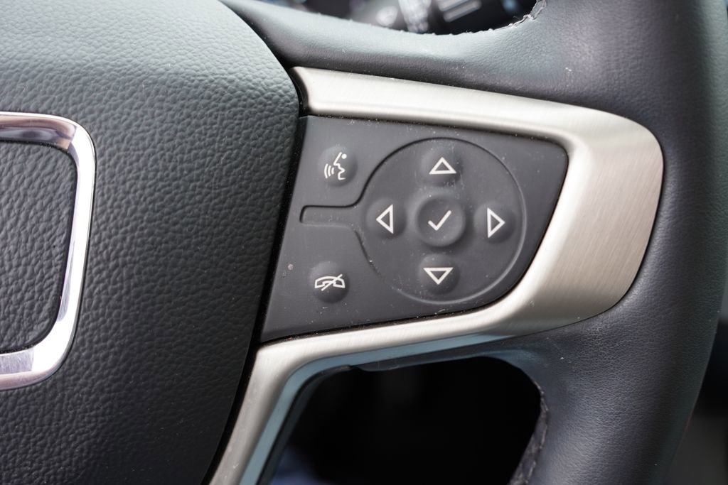 Certified 2023 GMC Acadia Denali w/ Denali Ultimate Package image 36