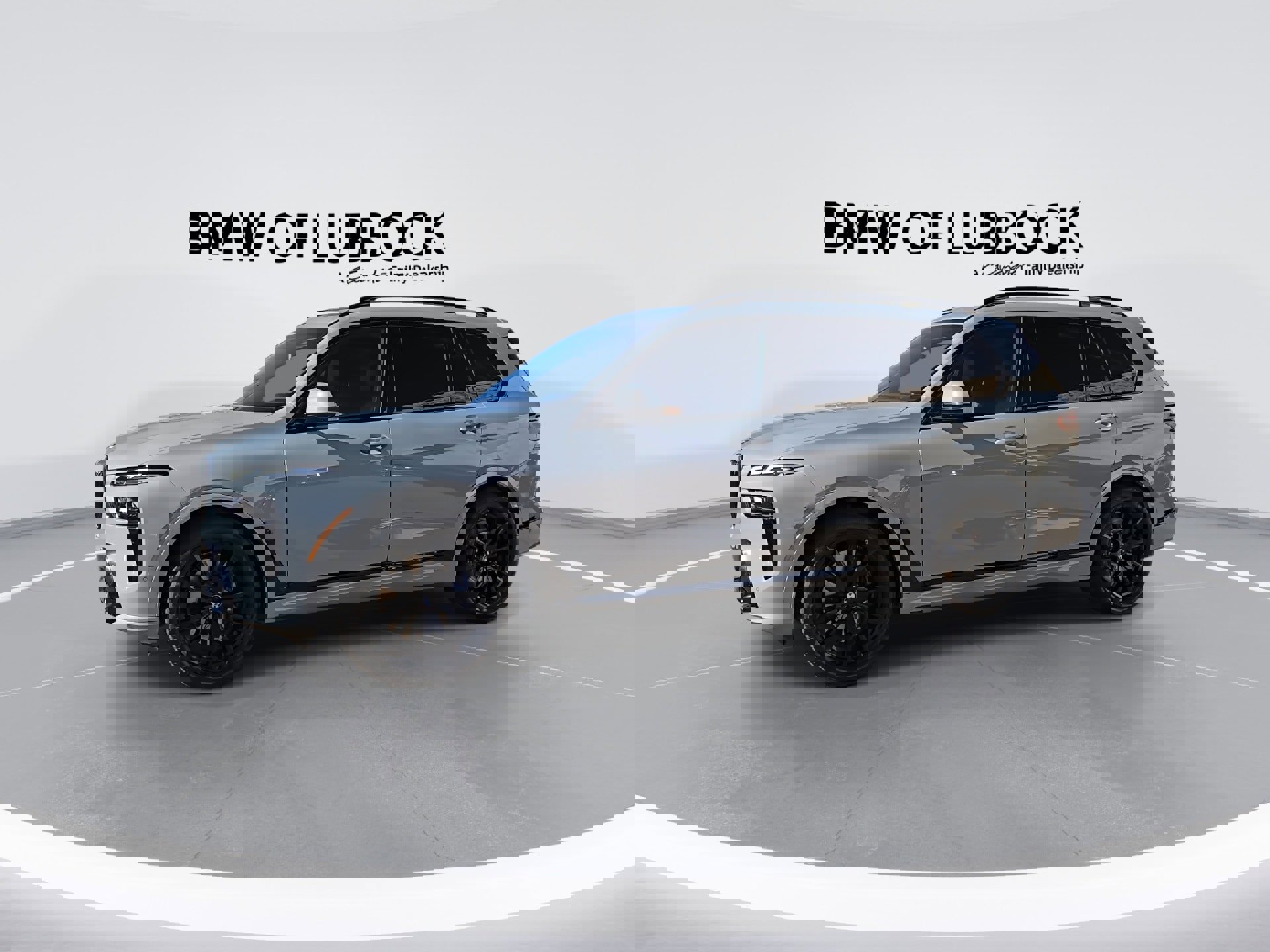 Used 2023 BMW X7 xDrive40i w/ Executive Package image 5