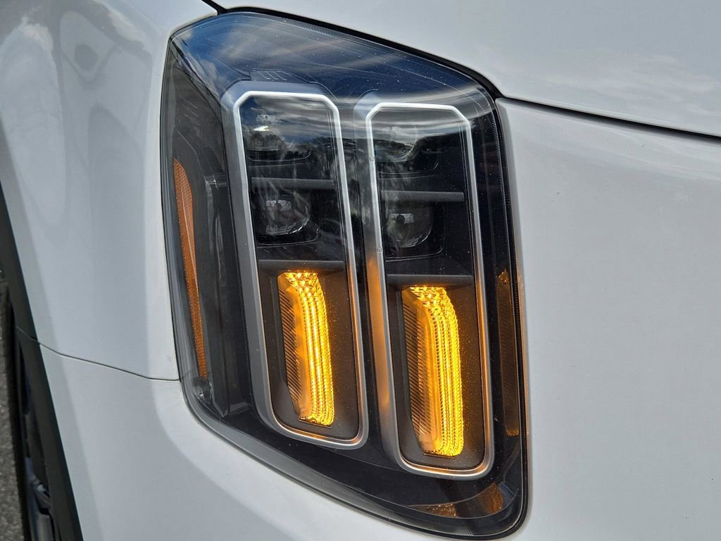 Certified 2024 Kia Telluride S w/ S Sunroof Package image 5