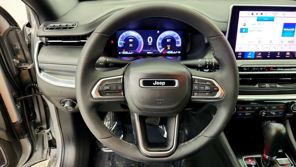 Used 2023 Jeep Compass High Altitude AWD/4WD image 14