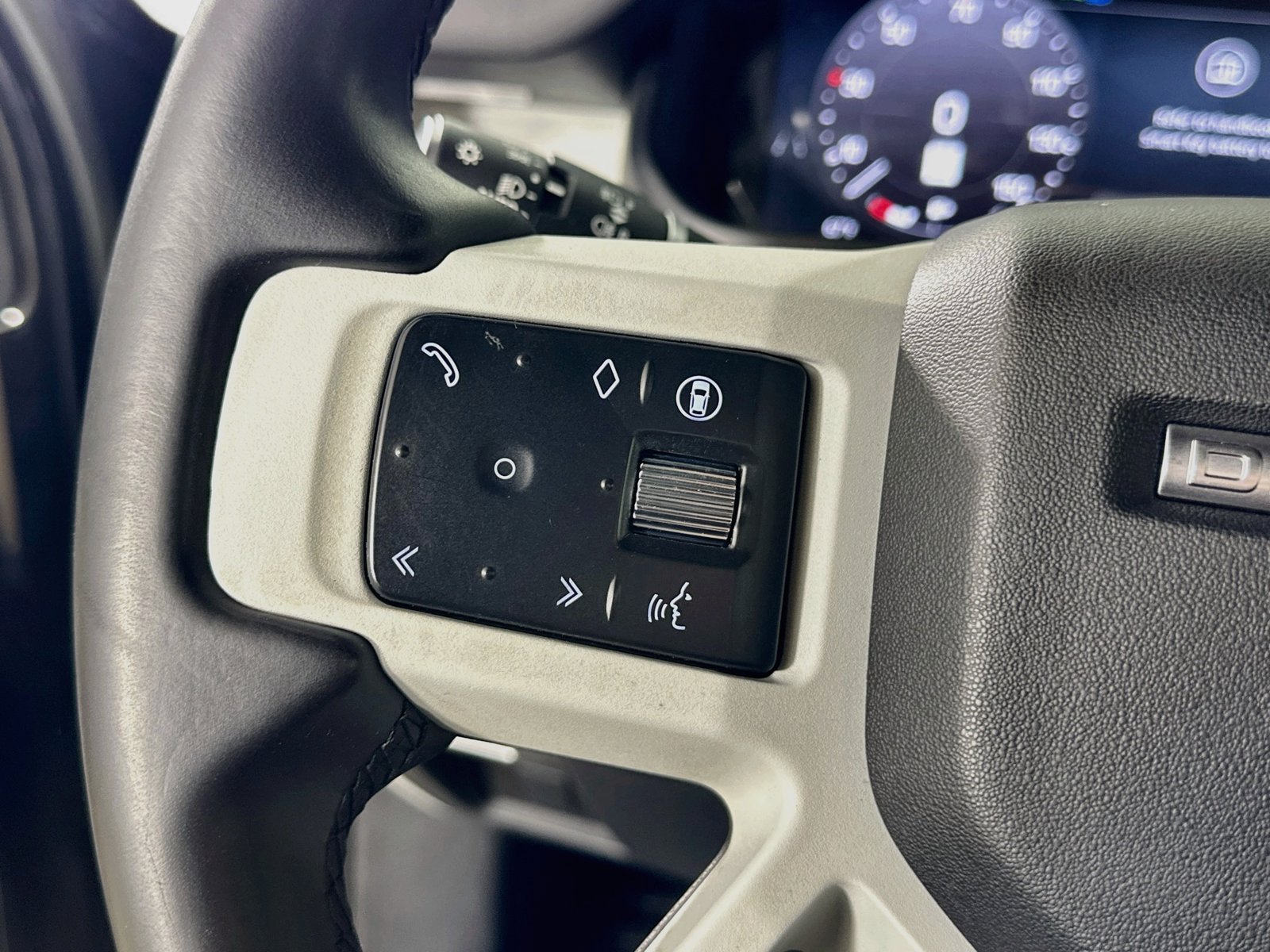Used 2024 Land Rover Defender 130 S AWD/4WD image 19