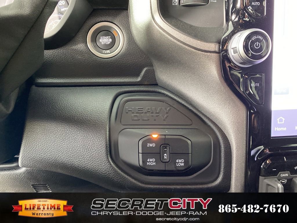 New 2026 RAM 2500 Tradesman AWD/4WD image 18