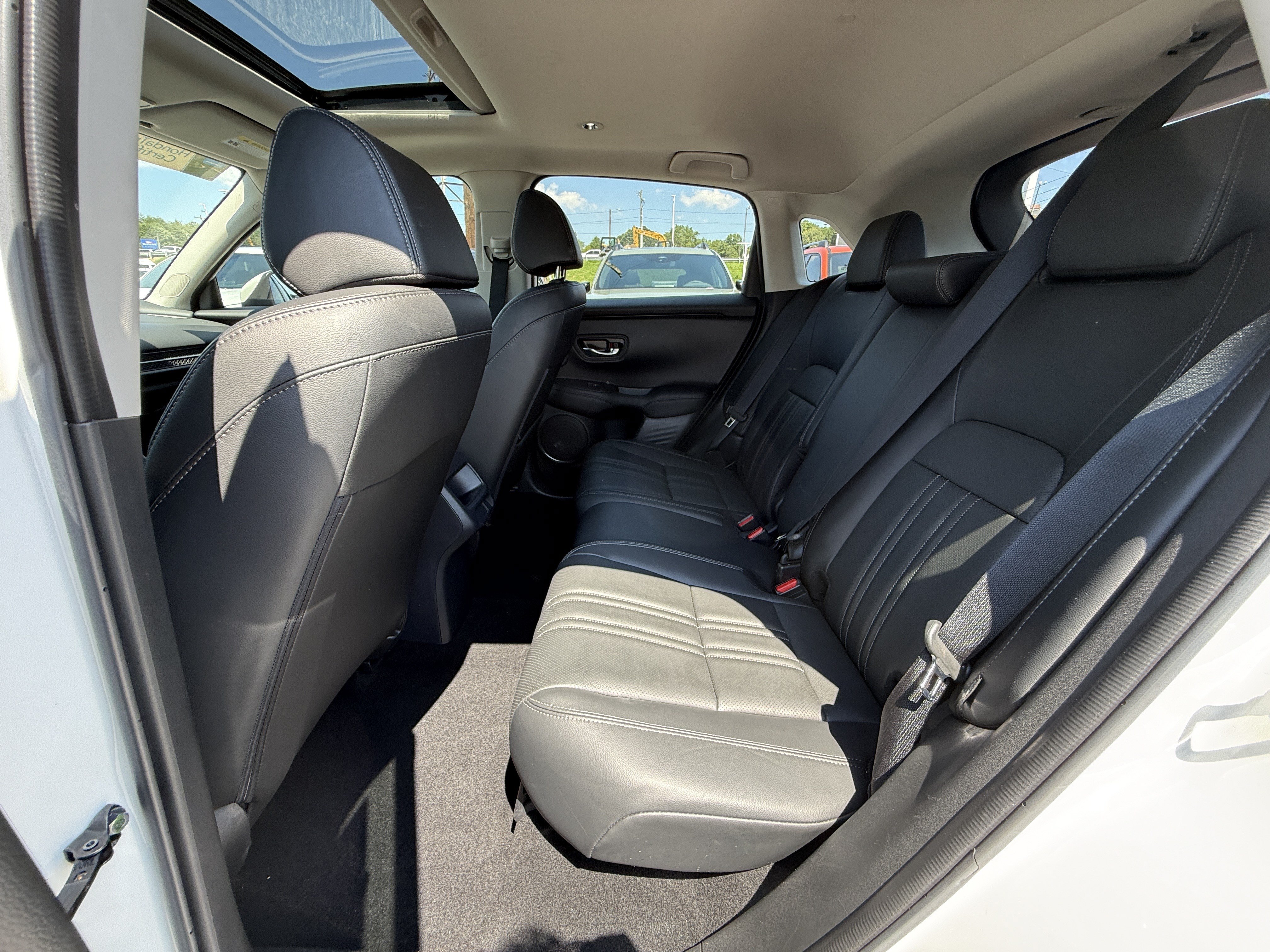 Certified 2024 Honda HR-V EX-L image 28