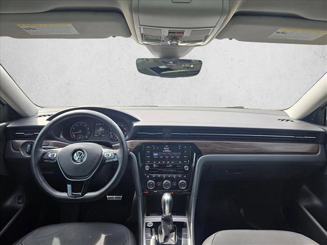 Used 2020 Volkswagen Passat 2.0T SEL image 14