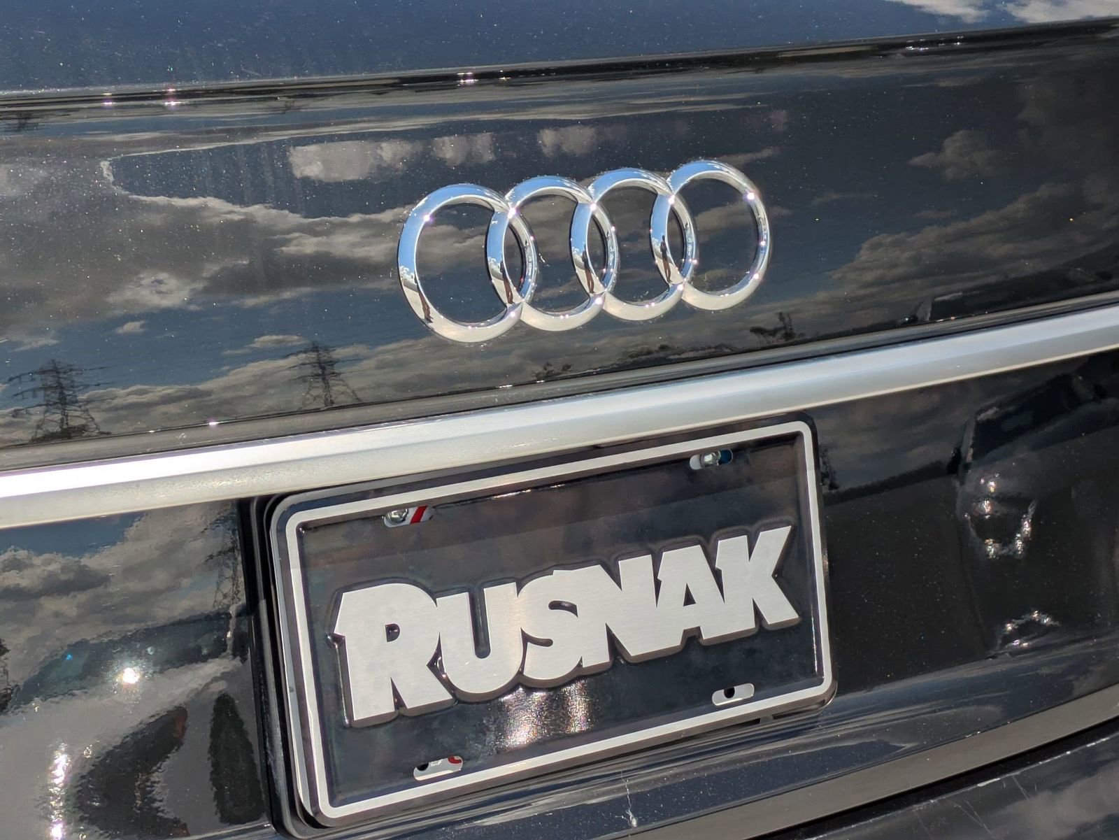 Used 2023 Audi Q5 2.0T Premium w/ Convenience Package image 19