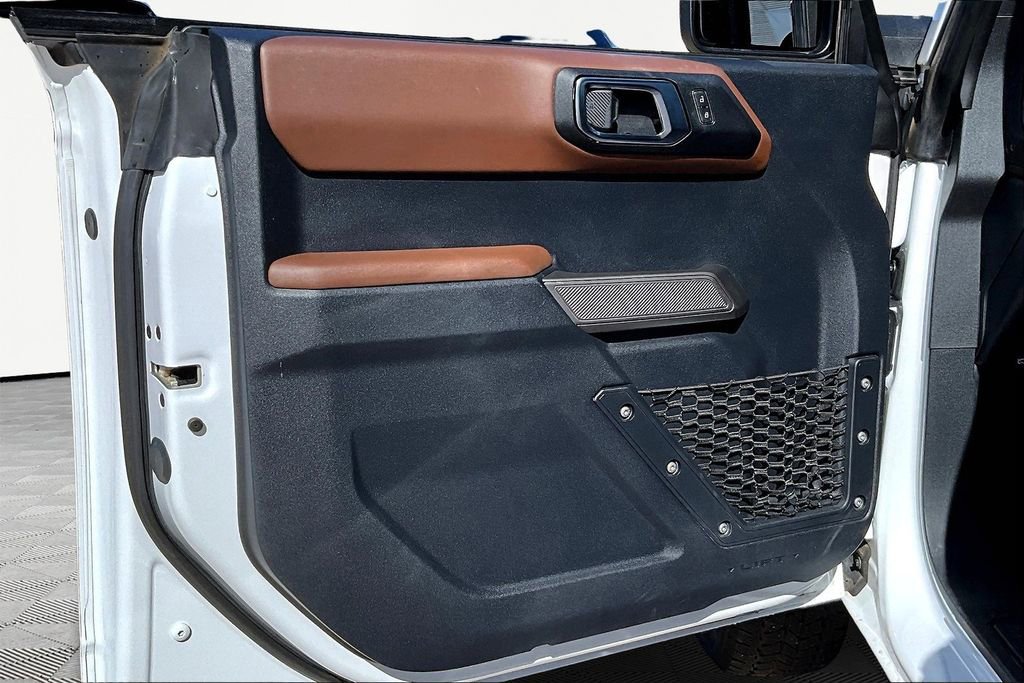 Used 2022 Ford Bronco Outer Banks AWD/4WD image 18