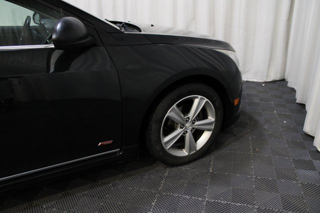 Used 2014 Chevrolet Cruze LT w/ Sun, Sound and Sport Package image 10