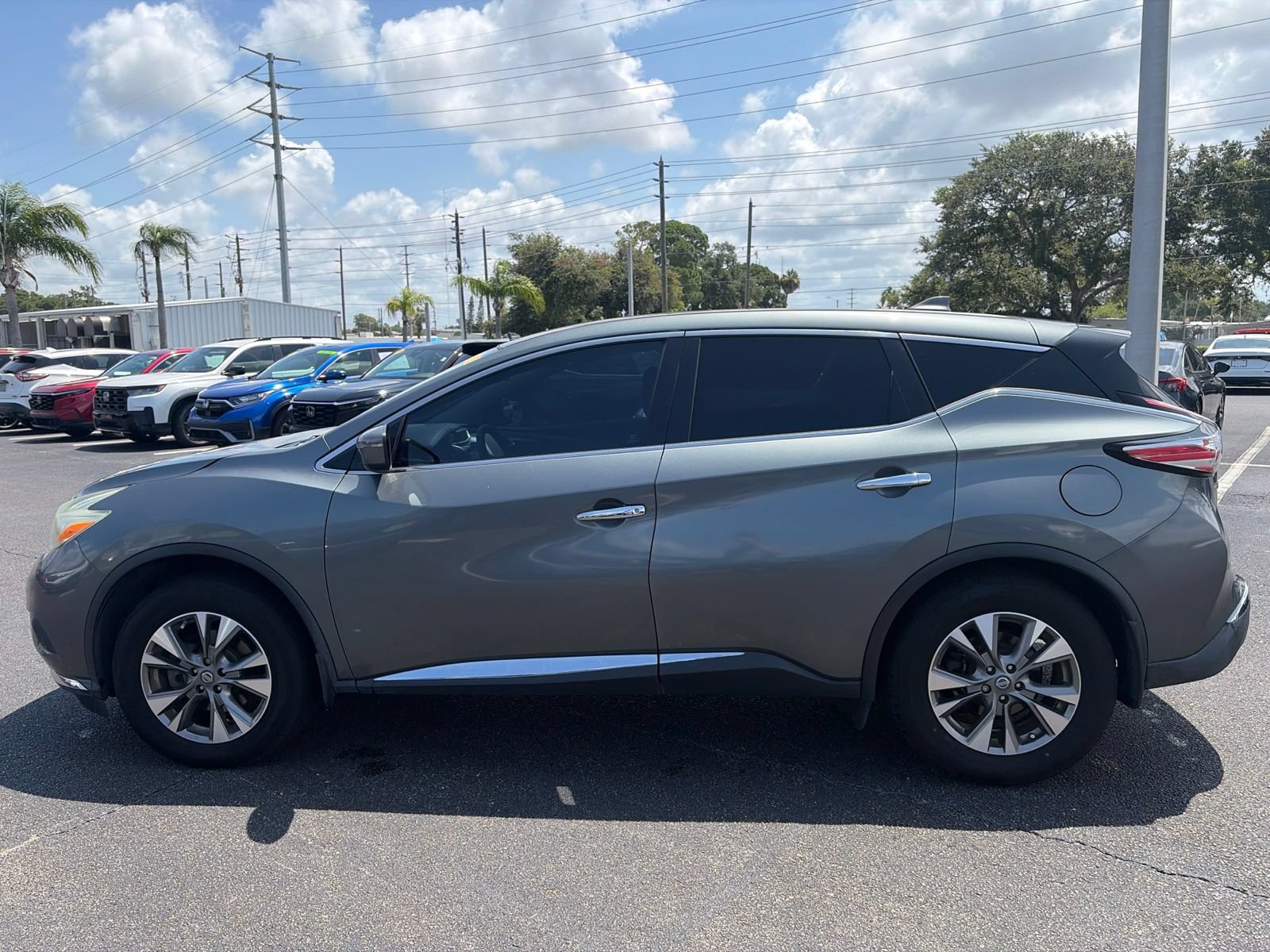 Used 2017 Nissan Murano S w/ Navigation Package FWD image 4