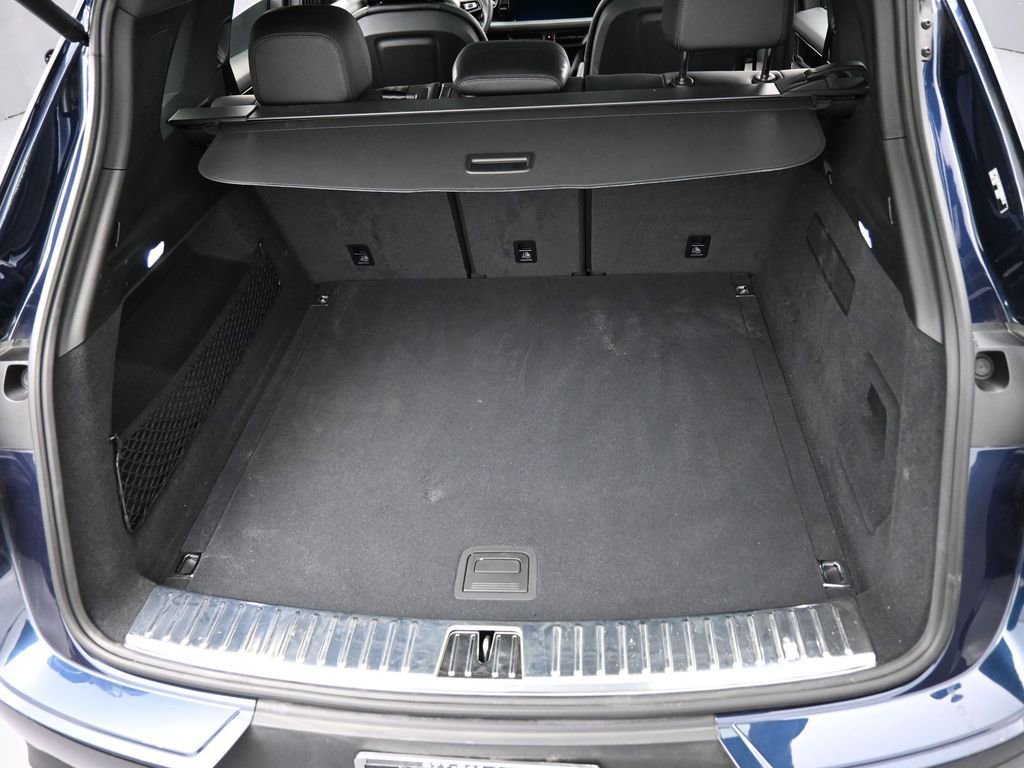 Certified 2025 Porsche Cayenne image 30