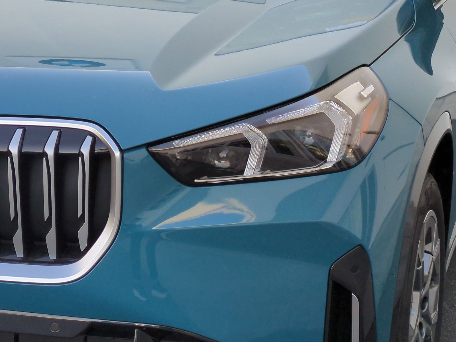 Used 2025 BMW X1 xDrive28i image 6