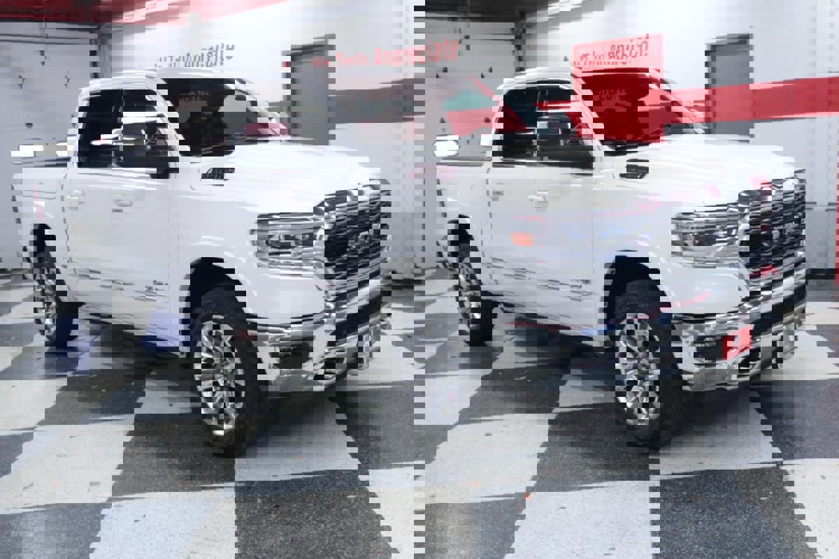 Used 2023 RAM 1500 Limited image 3