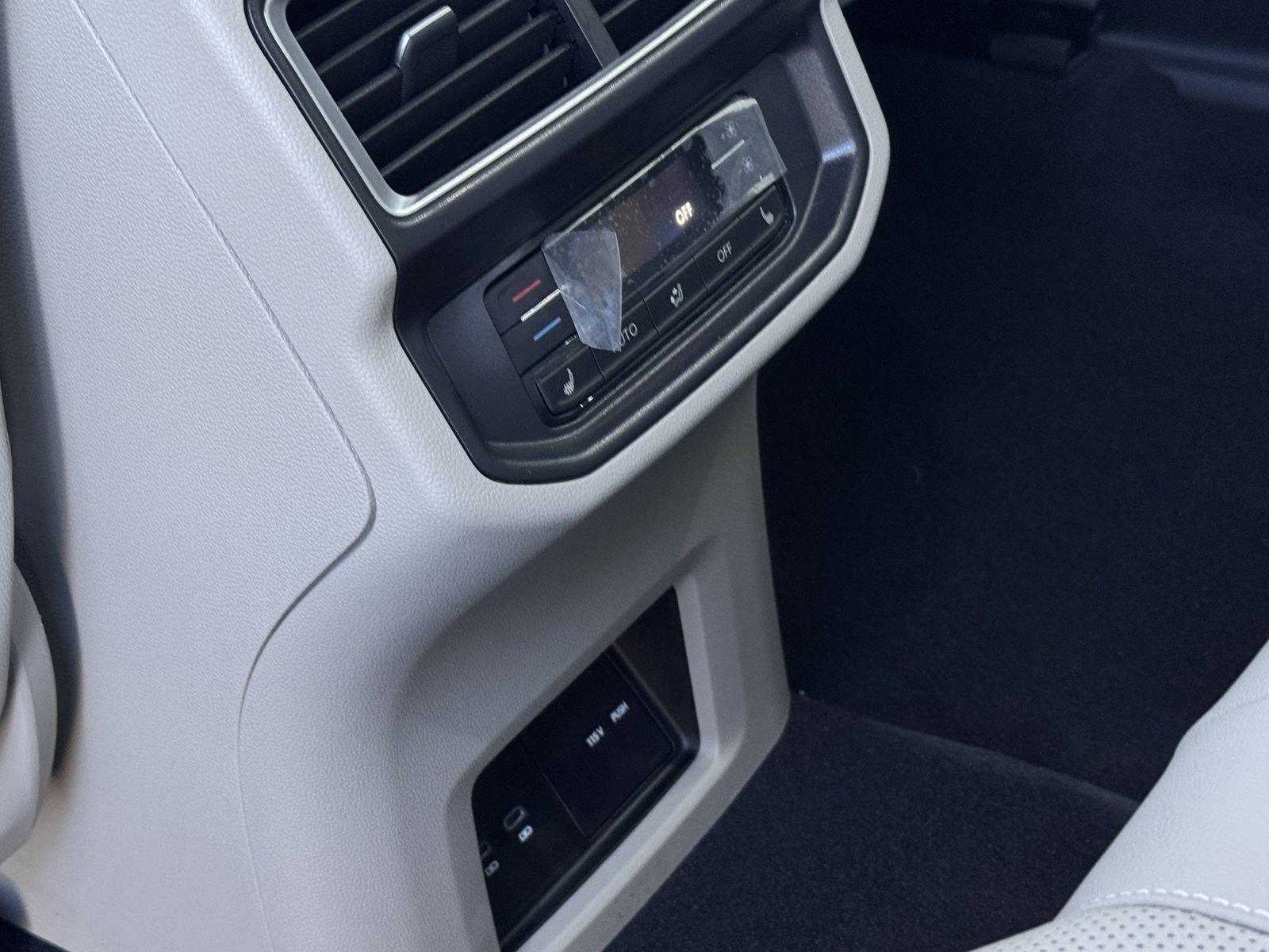 New 2026 Volkswagen Atlas SEL Premium R-Line image 26