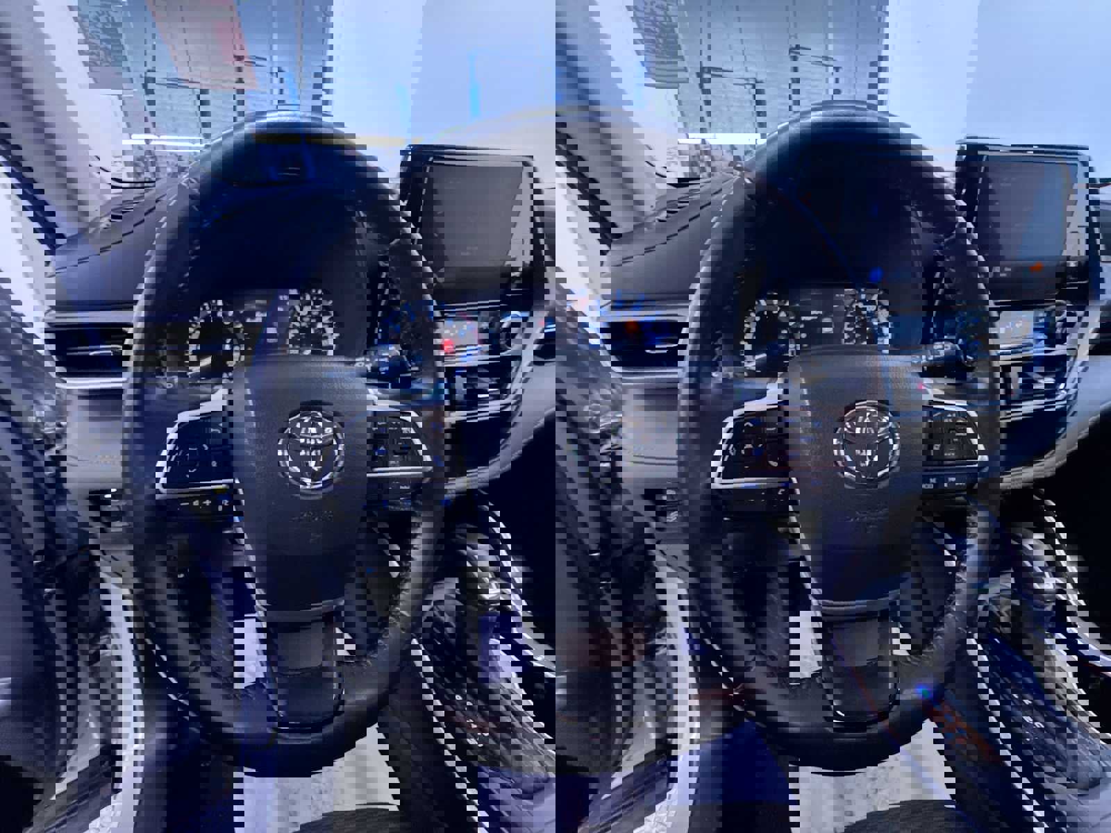 Used 2024 Toyota RAV4 LE image 15